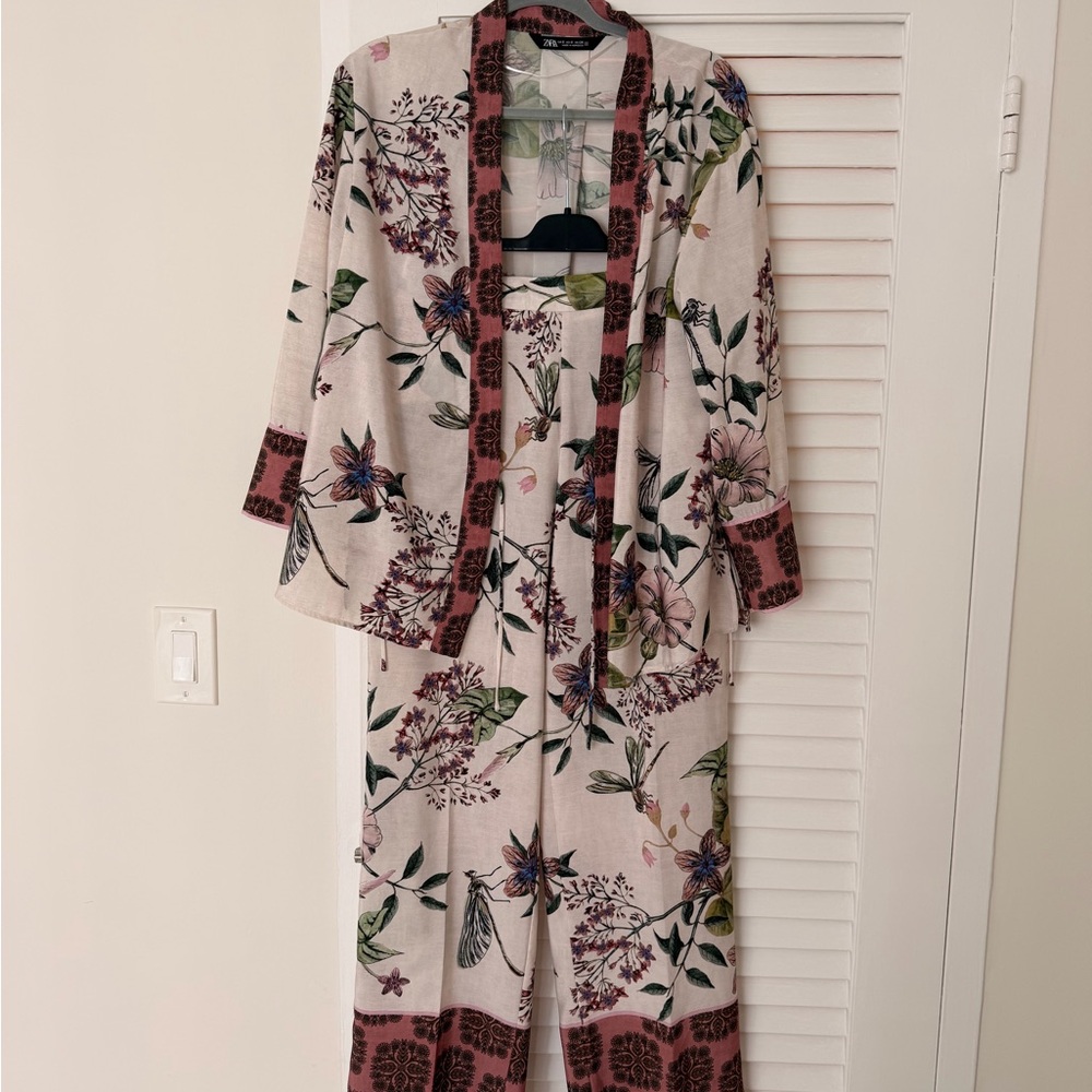 Zara Pink Floral Kimono